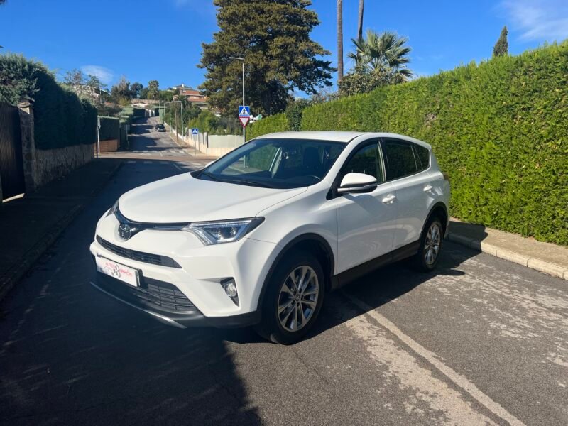 TOYOTA RAV4 150 d ADVANCE Advance