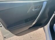 TOYOTA Auris hibrido Active 140