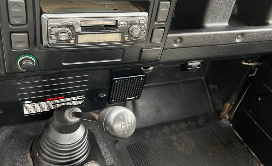 LAND-ROVER DEFENDER 110 PICK UP 2.5 Td 122 cv
