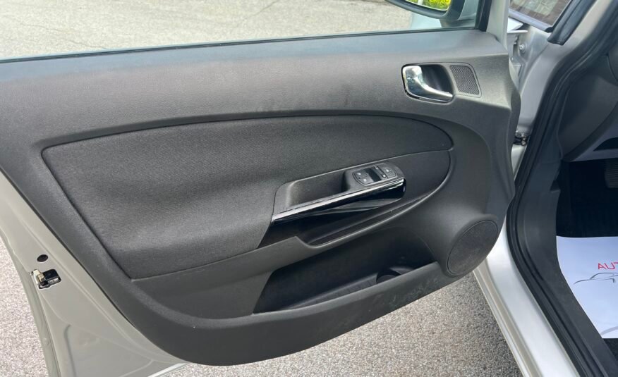 OPEL Corsa 1.2 i 80 cv