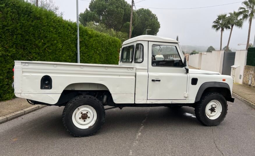 LAND-ROVER DEFENDER 110 PICK UP 2.5 Td 122 cv