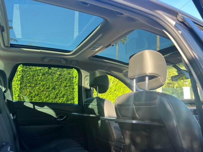 RENAULT SCÉNIC 1.6 dci 130 cv