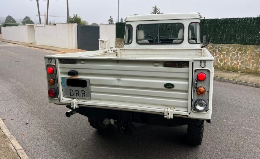 LAND-ROVER DEFENDER 110 PICK UP 2.5 Td 122 cv