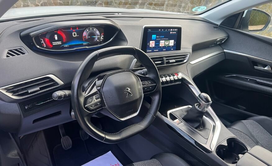 PEUGEOT 3008 1.2 i ALLURE 130 cv PURETECH
