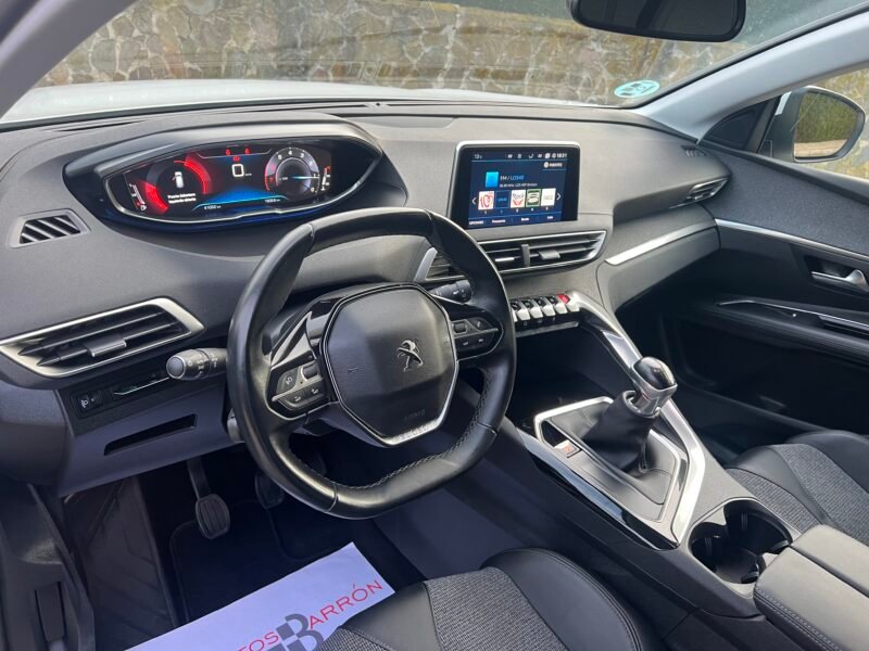 PEUGEOT 3008 1.2 i ALLURE 130 cv PURETECH