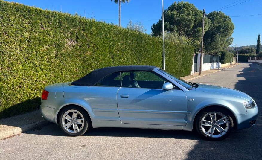 AUDI A4 3.0 V6 CABRIOLET Cabriolet