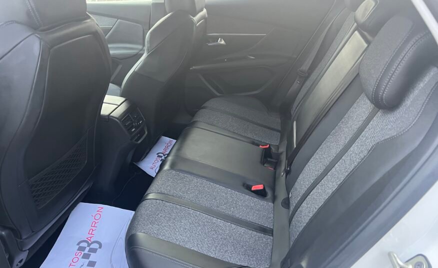 PEUGEOT 3008 1.2 i ALLURE 130 cv PURETECH