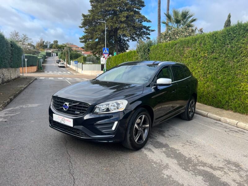 VOLVO XC60 d4 181cv R DESIGN