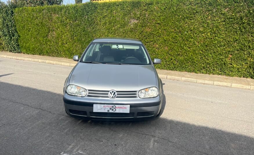 VOLKSWAGEN Golf IV 1.6 i 16 v Conceptline