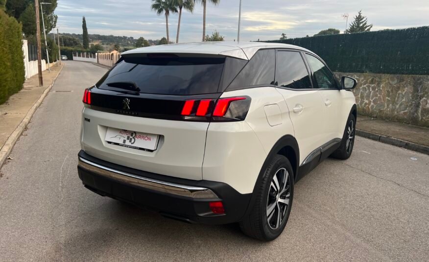 PEUGEOT 3008 1.2 i ALLURE 130 cv PURETECH