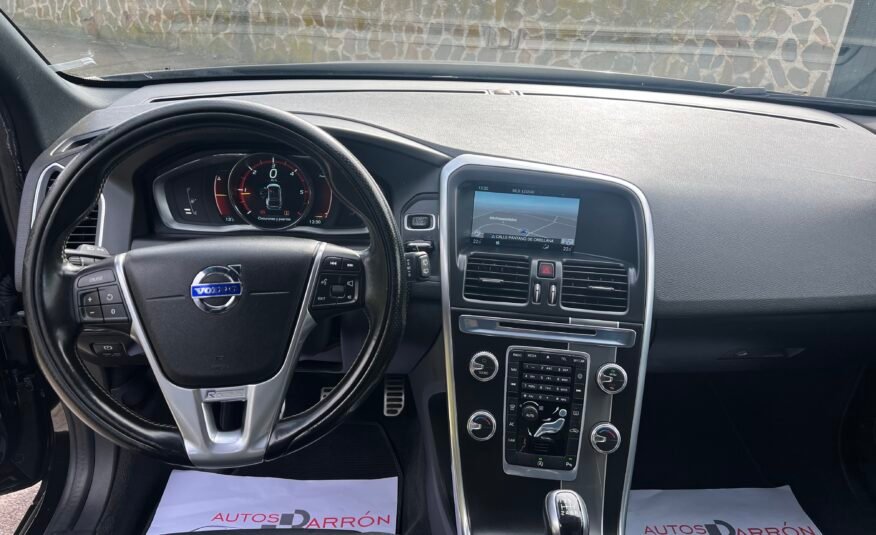 VOLVO XC60 d4 181cv R DESIGN