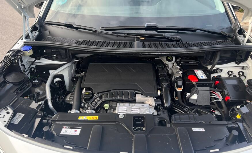 PEUGEOT 3008 1.2 i ALLURE 130 cv PURETECH