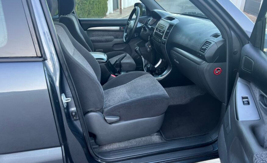 TOYOTA LAND CRUISER 3.0 d4d 166 cv GX 166 cv