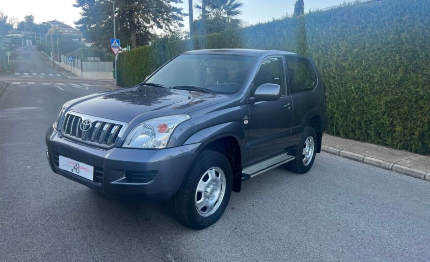 TOYOTA LAND CRUISER 3.0 d4d 166 cv GX 166 cv