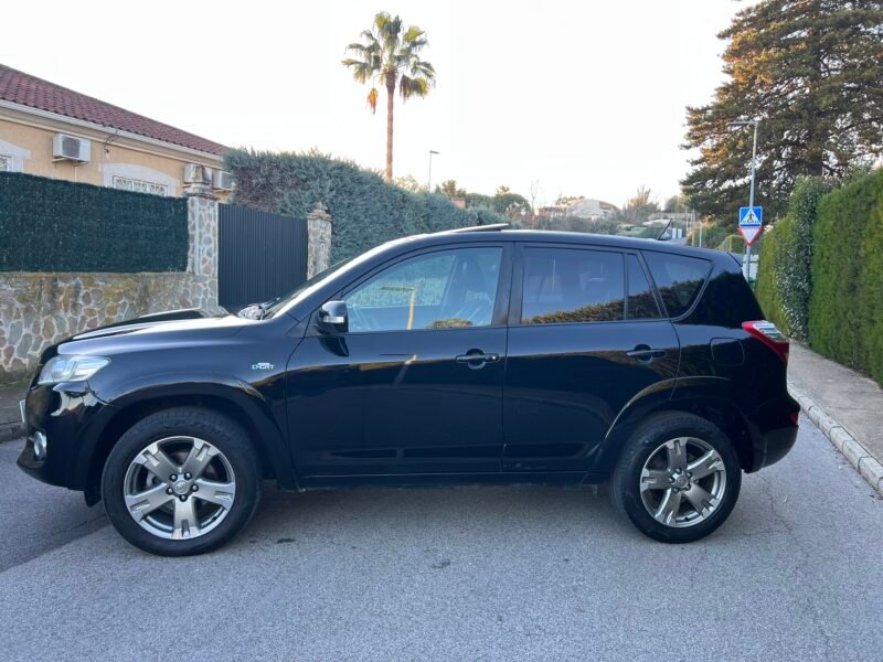 TOYOTA Rav4 2.2 d4d AUTODRIVES EXECUTIVE EXECUTIVE