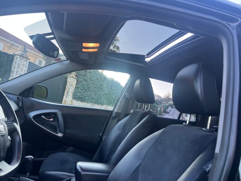 TOYOTA Rav4 2.2 d4d AUTODRIVES EXECUTIVE EXECUTIVE