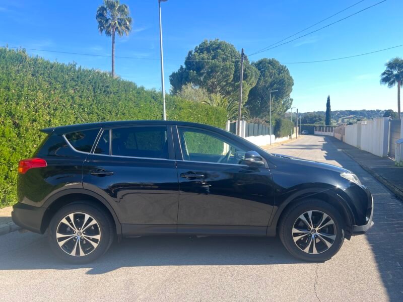 TOYOTA RAV4 2.2 d4d 150 cv 4×4 EXECUTIVE