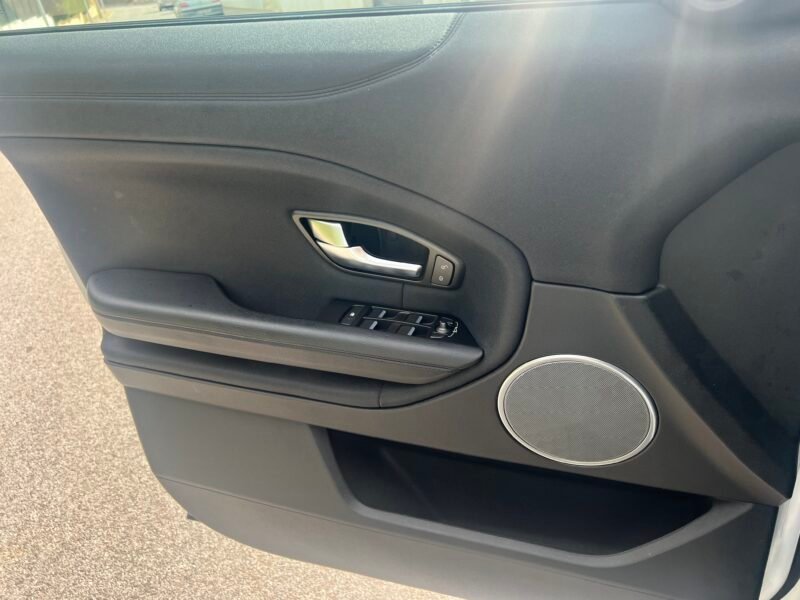 LAND-ROVER EVOQUE 2.0 d SE AUTOMATICO 4×4