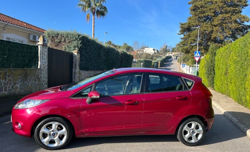 FORD Fiesta 1.2 i 85 cv TREND Trend