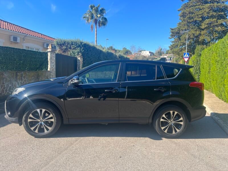 TOYOTA RAV4 2.2 d4d 150 cv 4×4 EXECUTIVE