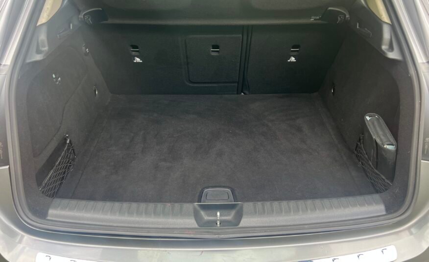 MERCEDES-BENZ GLA 220 URBAN
