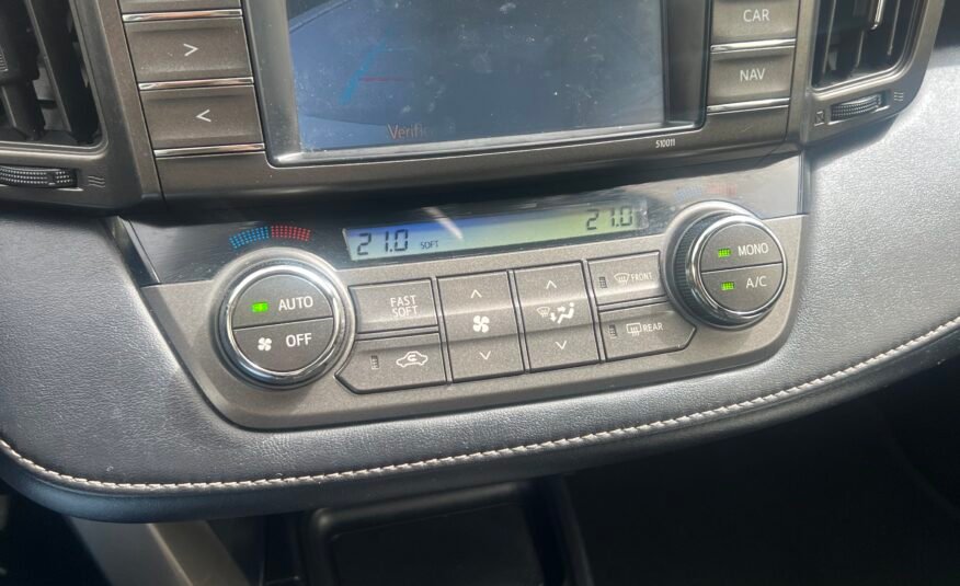 TOYOTA RAV4 2.2 d 150 Advance EXECUTIVE