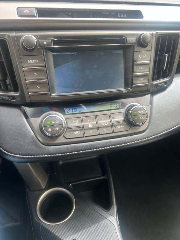 TOYOTA RAV4 2.2 d 150 Advance EXECUTIVE