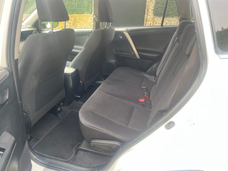 TOYOTA RAV4 2.2 d 150 Advance EXECUTIVE