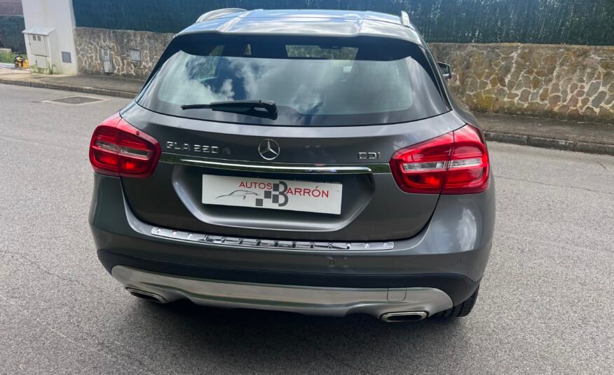 MERCEDES-BENZ GLA 220 URBAN