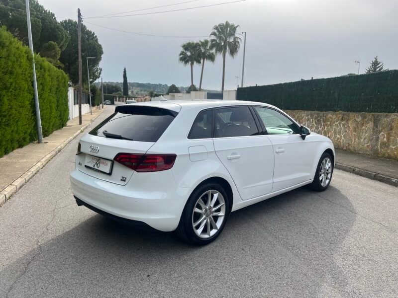 AUDI A3 1.6 tdi 110 cv SPORTBACK Advance Advance