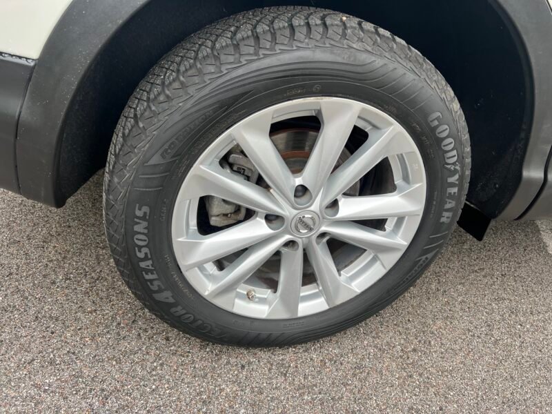 NISSAN QASHQAI 1.6 dci 130 cv