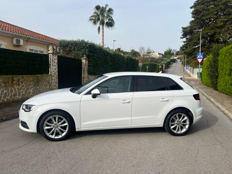 AUDI A3 1.6 tdi 110 cv SPORTBACK Advance Advance