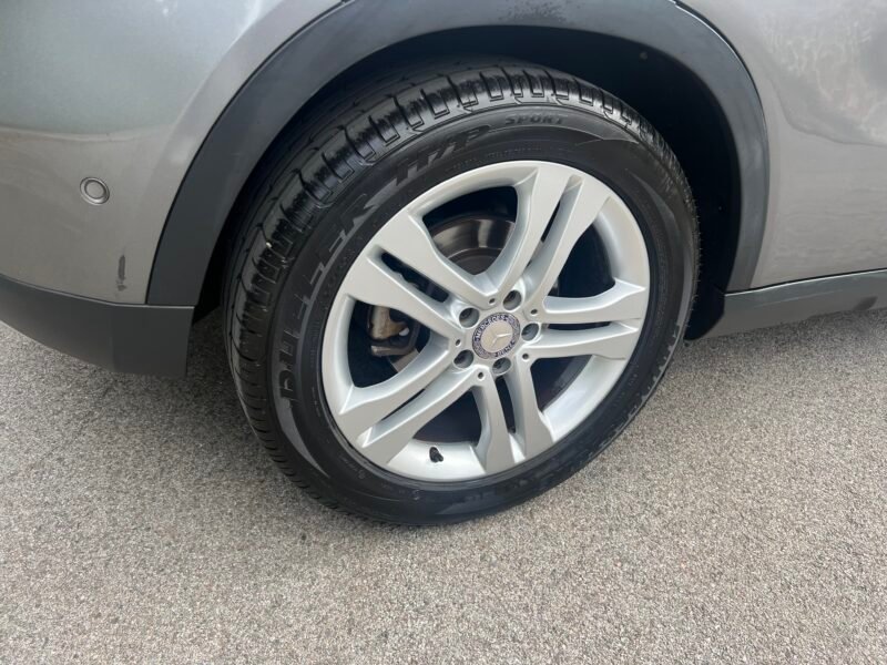 MERCEDES-BENZ GLA 220 URBAN