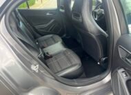 MERCEDES-BENZ GLA 220 URBAN
