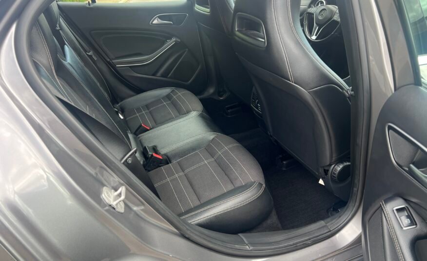 MERCEDES-BENZ GLA 220 URBAN