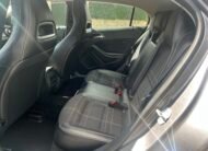 MERCEDES-BENZ GLA 220 URBAN