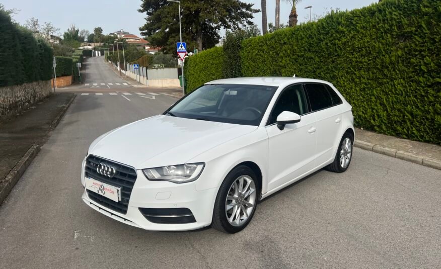 AUDI A3 1.6 tdi 110 cv SPORTBACK Advance Advance