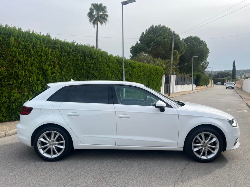 AUDI A3 1.6 tdi 110 cv SPORTBACK Advance Advance