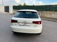 AUDI A3 1.6 Tdi 105 cv Attraction Attraction