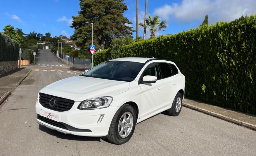 VOLVO XC60 d3 150 cv Kinetic