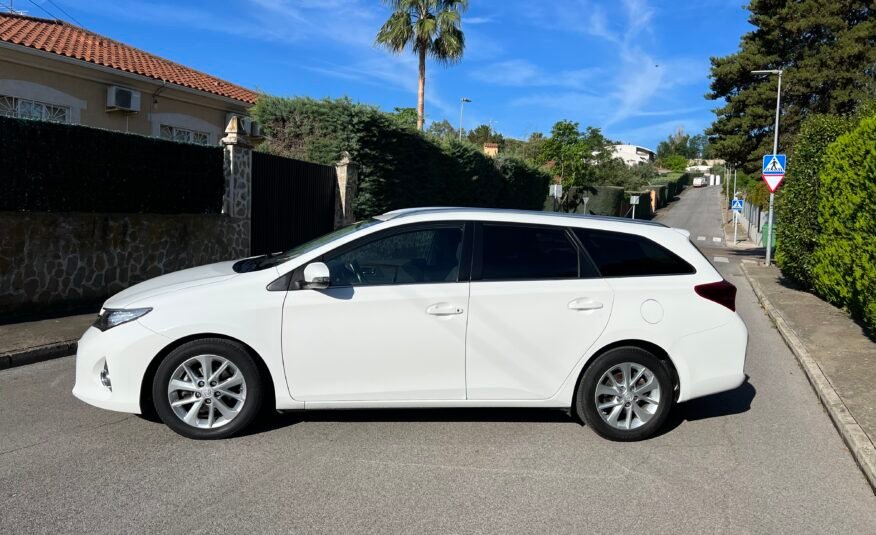 TOYOTA AURIS 1.4 d4d 90 TOURING SPORTS Active