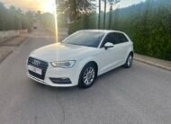 AUDI A3 1.6 Tdi 105 cv Attraction Attraction