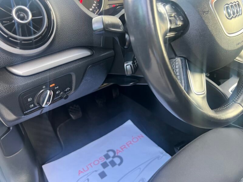 AUDI A3 1.6 Tdi 105 cv Attraction Attraction