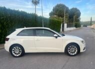 AUDI A3 1.6 Tdi 105 cv Attraction Attraction
