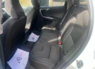 VOLVO XC60 d3 150 cv Kinetic