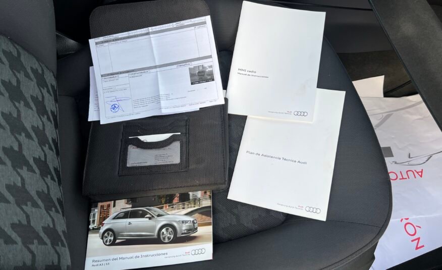 AUDI A3 1.6 Tdi 105 cv Attraction Attraction