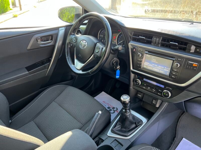 TOYOTA AURIS 1.4 d4d 90 TOURING SPORTS Active