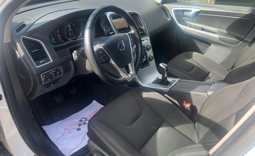 VOLVO XC60 d3 150 cv Kinetic