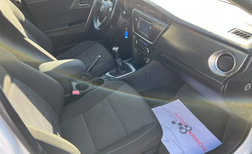 TOYOTA AURIS 1.4 d4d 90 TOURING SPORTS Active