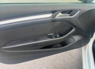AUDI A3 1.6 Tdi 105 cv Attraction Attraction